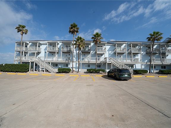 2nd image of 14802 Windward Dr Unit 227
