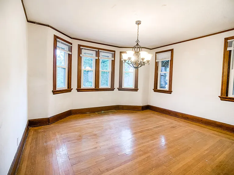 3061 Taylor Ave — Photo 3
