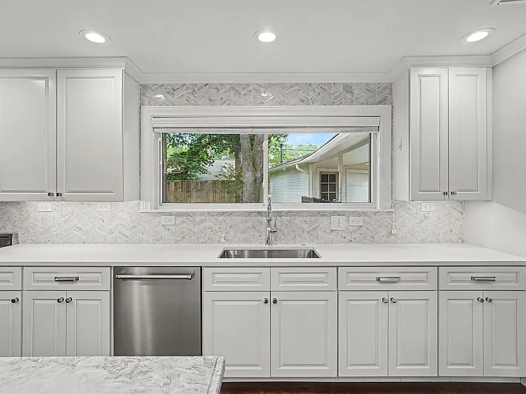 751 Bison Dr — Photo 13
