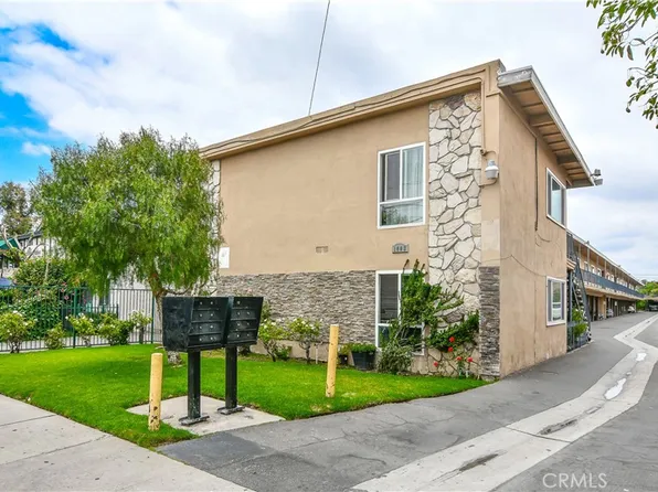 1003 W Bishop St, Santa Ana, CA 92703