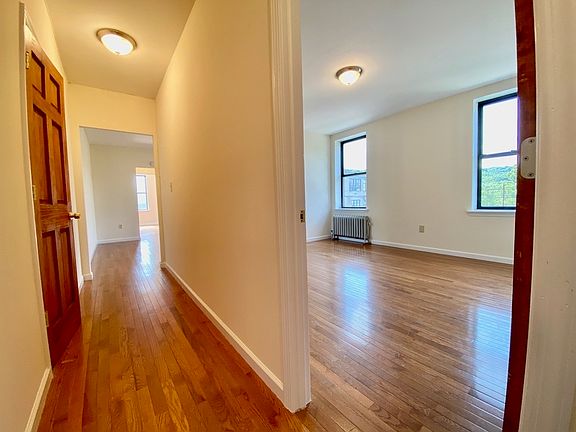 3rd image of 603 Isham St APT 4D