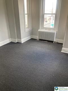 3rd image of 527 Broadway