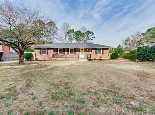1723 Stratford Rd, Fayetteville, NC 28304