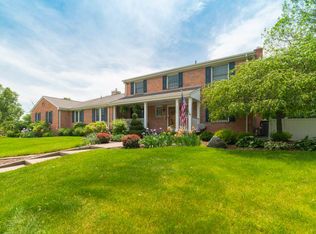 2142 Briar Hill Rd, Flint, MI 48503