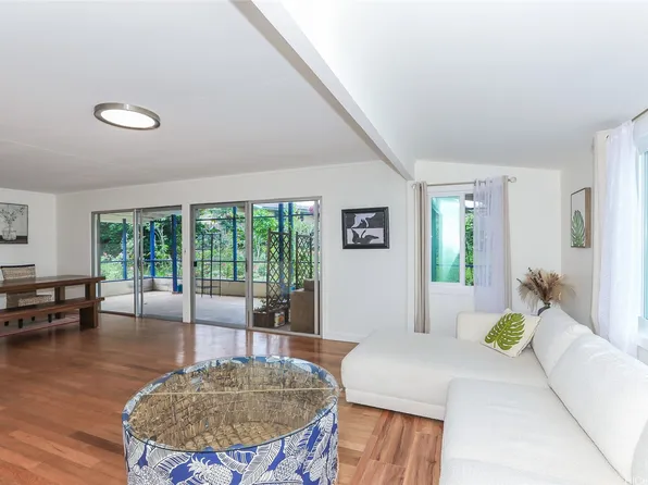 614 Ululani St, Kailua, HI 96734