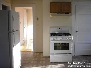 32 Silver St, Quincy, MA 02169