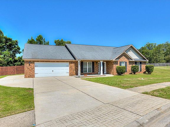 3rd image of 2048 Lake Forest Drive
