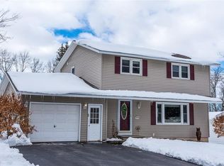 5849 Durham Ln, East Syracuse, NY 13057