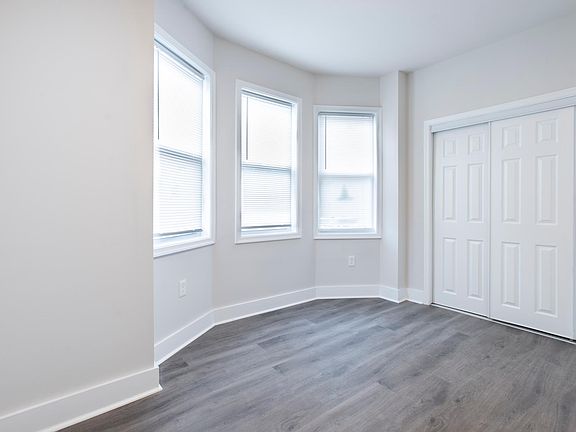 5th image of 2761 N 24th St #50