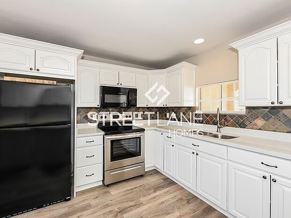 5th image of 4355 E Burgess Ln