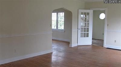 4th image of 792 N Grant St