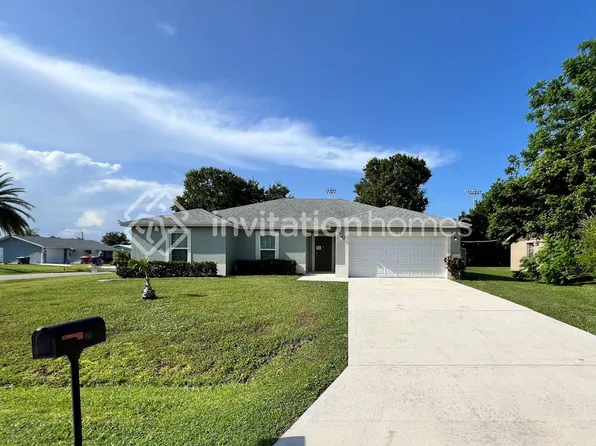 702 SW Dolores Ave, Port Saint Lucie, FL 34983