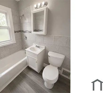 2 bed, 850 sqft, $1,100 — Photo 3