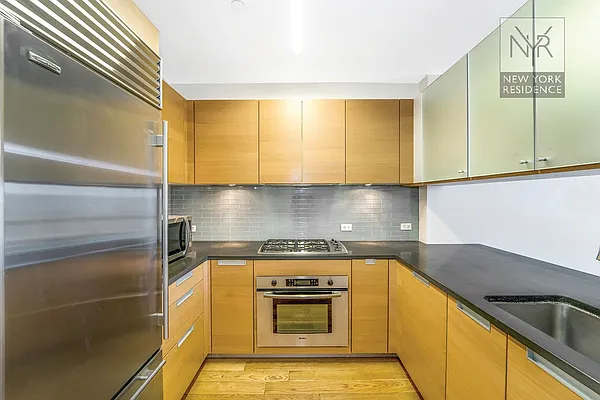 Rented by New York Residence | media 6