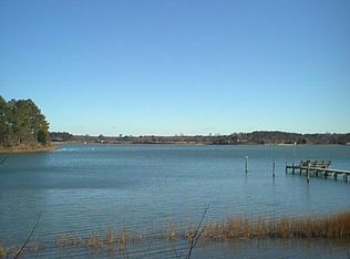 12237 Trout Ln, Machipongo, VA 23405