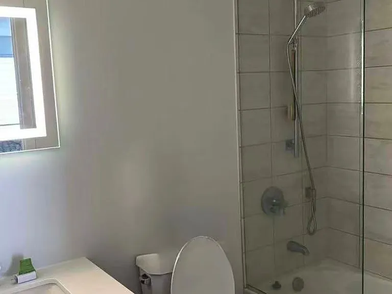 8 Cumberland St #2406 — Photo 8
