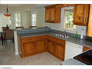 3rd image of 4690 Rollingwood Ln