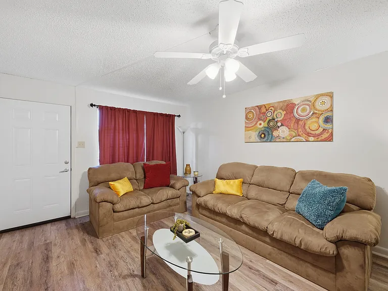 Park Place Apartments — Photo 7