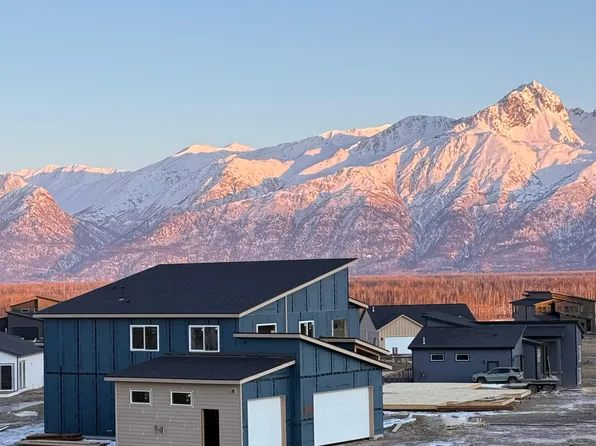 2497 S Sanctuary Dr, Palmer, AK 99645