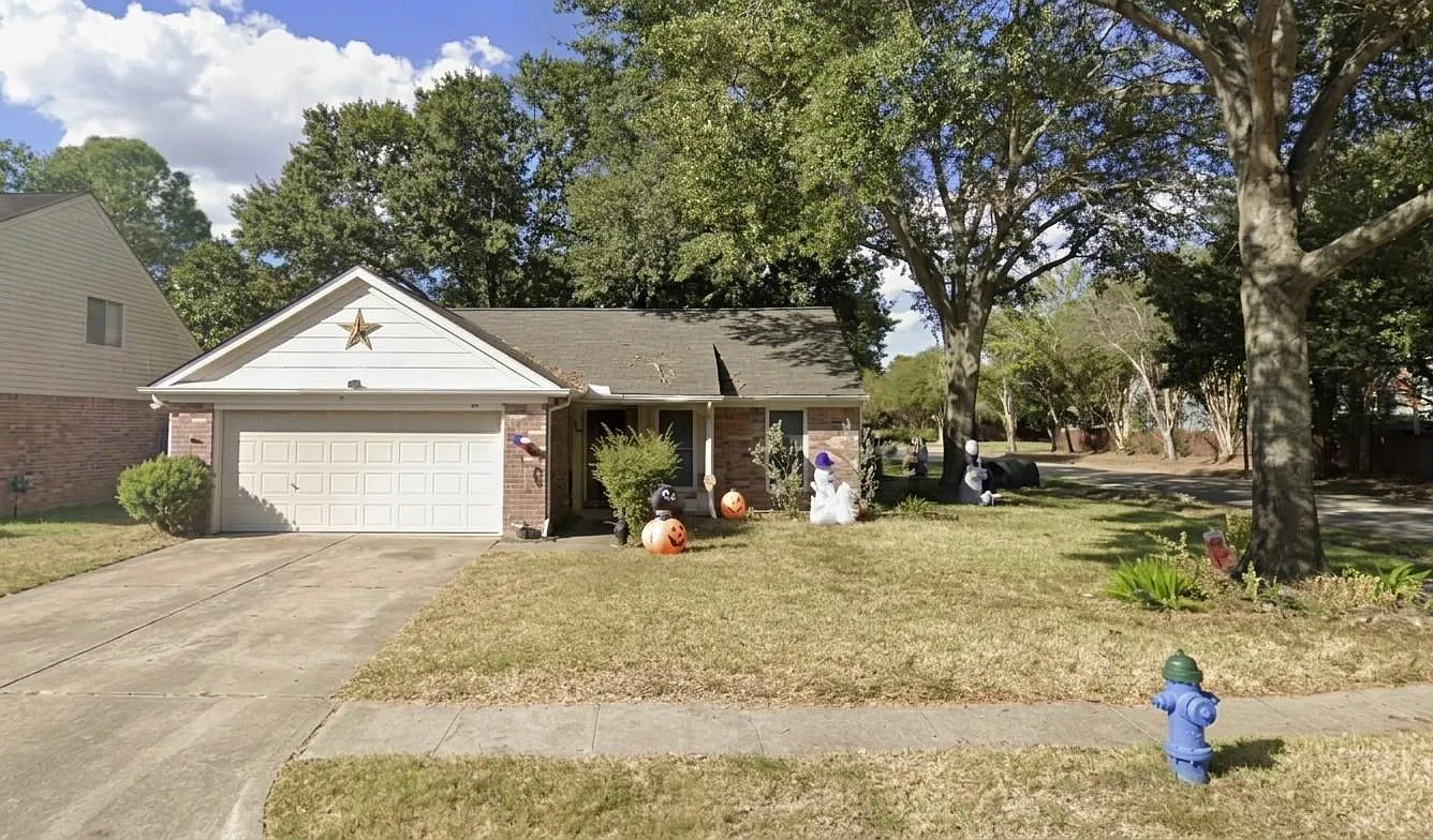 3 bed, 2.0 bath, 1284 sqft, $1,700 — Photo 1