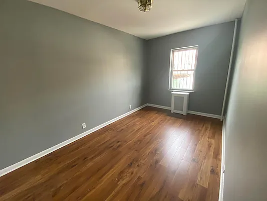 Rented by NY Space Finders Inc. | media 18