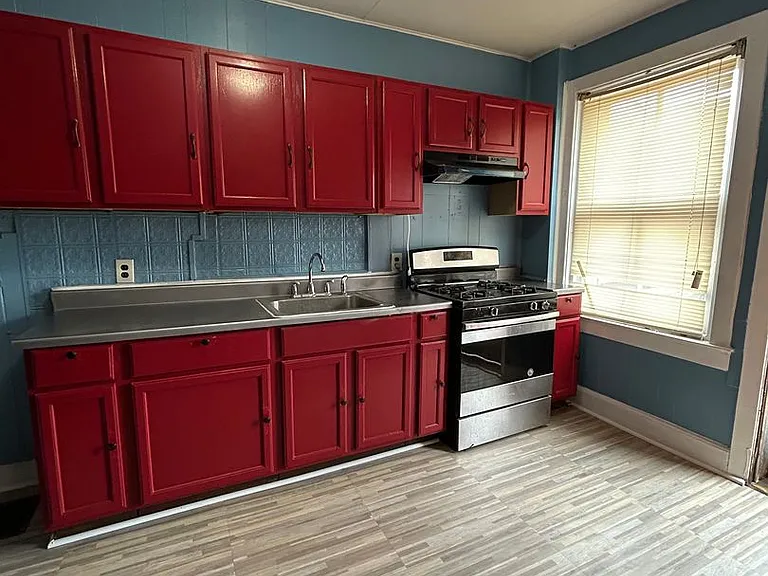 25 Laurel Ave #8GN7 — Photo 7