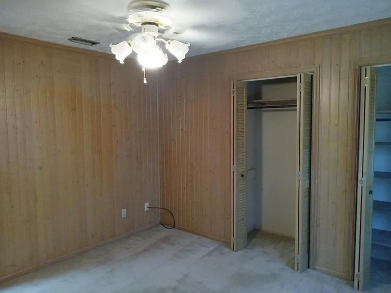 2243 Oakgrove Cir — Photo 27