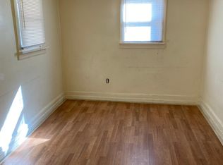 17 Railroad Ave, Paulsboro, NJ