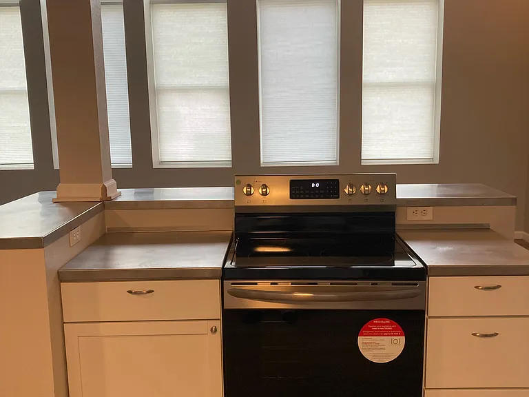 240 W School St #238 — Photo 9