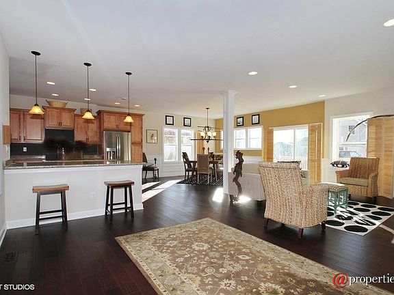 Kitchen / Living Room