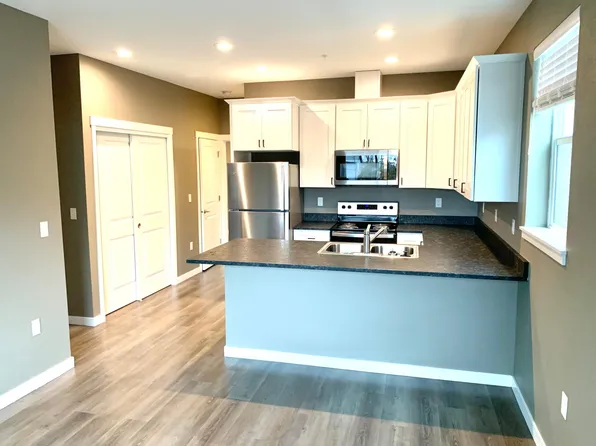 2619 12th St SE #200, Salem, OR 97302