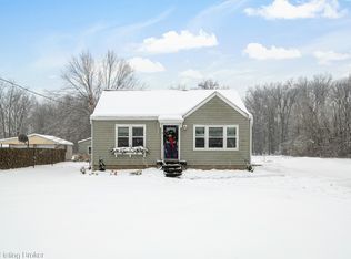 10106 W Manslick Rd, Fairdale, KY 40118