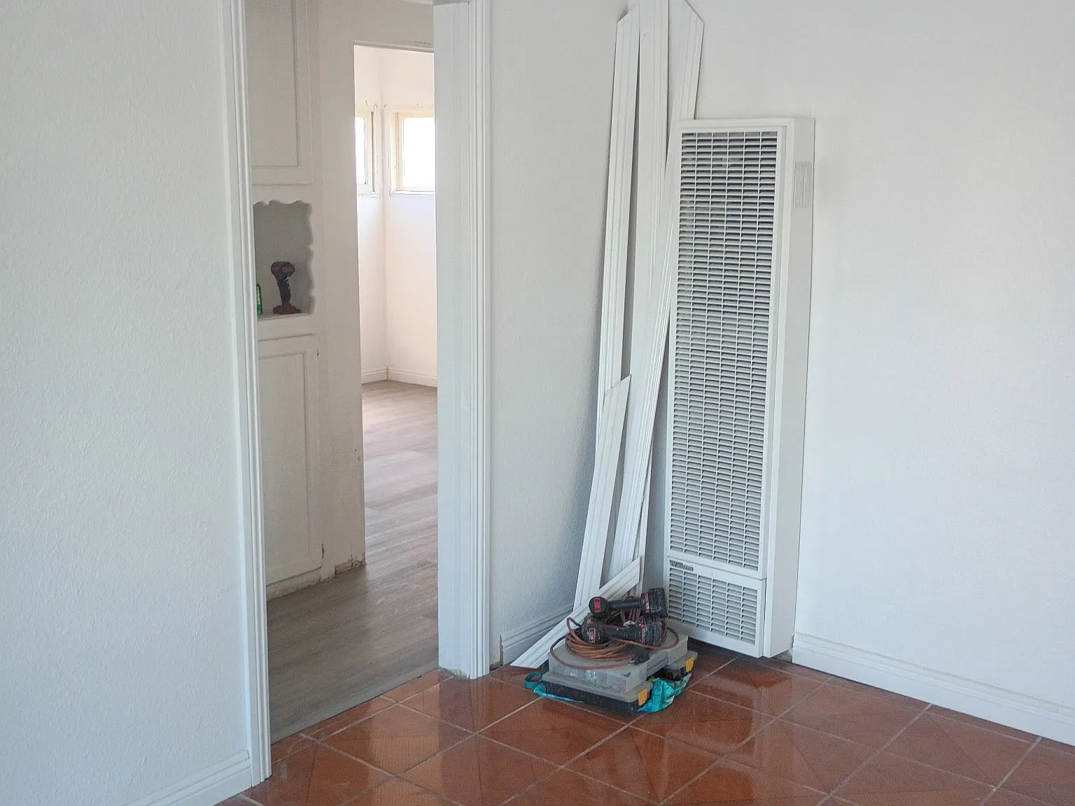 2 bed, 880 sqft, $2,500 — Photo 4
