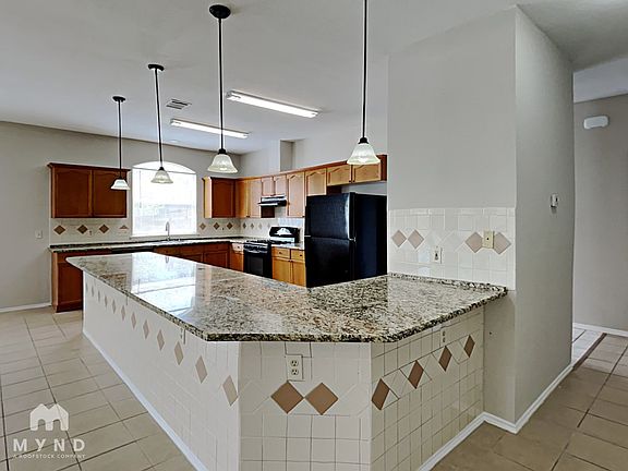 4th image of 1565 Jerusalem Dr