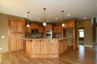 3rd image of 608 S 196th Ave