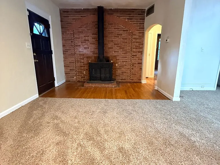 5725 E University Ave — Photo 11