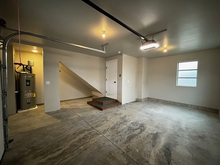 688 Venture Way — Photo 14