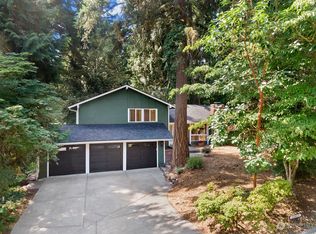 12813 NE 28th St, Bellevue, WA