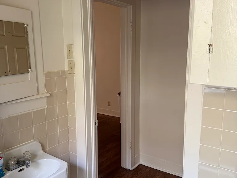720 Blandin St — Photo 3