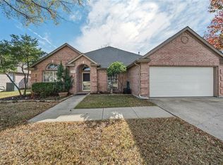 1701 Crabapple Ln, Flower Mound, TX 75028