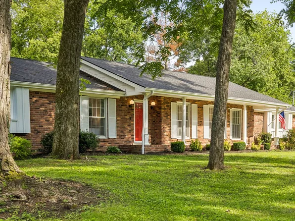1518 Lipscomb Dr, Brentwood, TN 37027