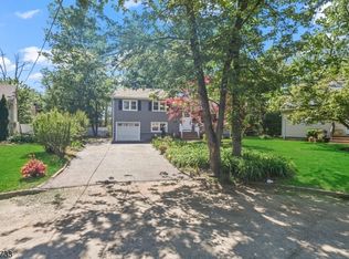 1585 Saint Ann St, Scotch Plains Twp., NJ 07076