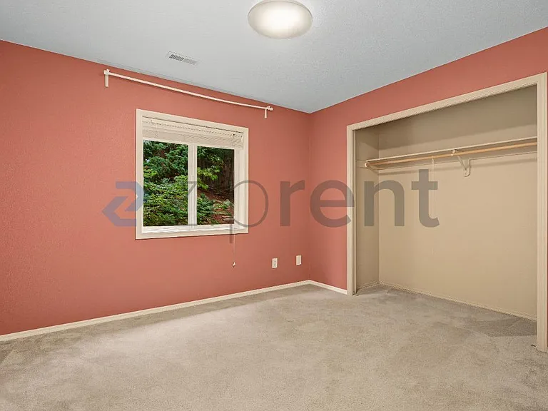 18052 SW Loxley Dr — Photo 23