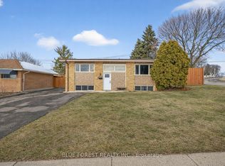 254 Burlington St, London, ON N5Z 3W5