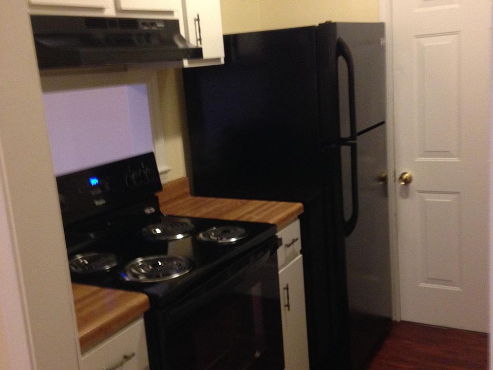 2nd image of 617 McWhirter Ave