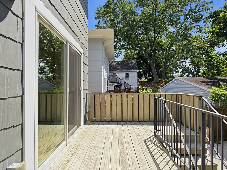 17 N Dutcher St — Photo 9