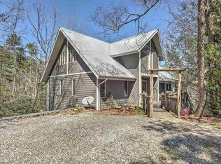 39 Dee Ln, Clarkesville, GA 30523
