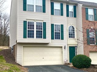 640 Village Green Blvd E, Mars, PA 16046