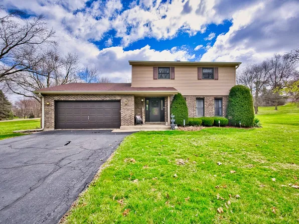 6004 Acorn Ct, Crystal Lake, IL 60014