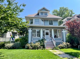 710 Gunderson Ave, Oak Park, IL 60304